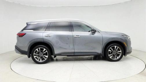 2022 INFINITI QX60 Luxe