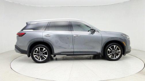 2022 INFINITI QX60 Luxe