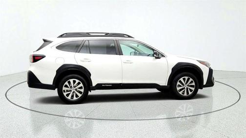 Crystal White Pearl 2023 Subaru Outback Premium