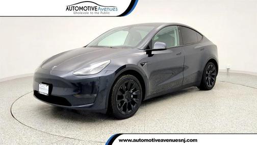 2025 Tesla Model Y Long Range Dual Motor All-Wheel Drive
