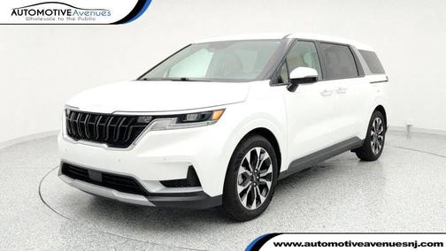 2024 Kia Carnival EX