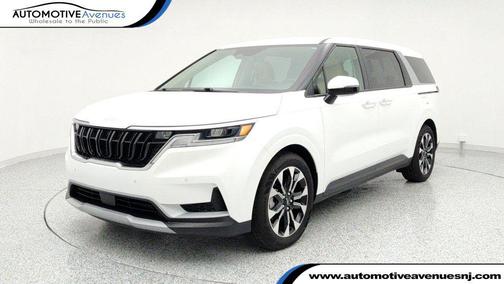 2024 Kia Carnival EX