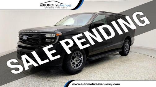 2025 Ford Expedition Max Active 4x2