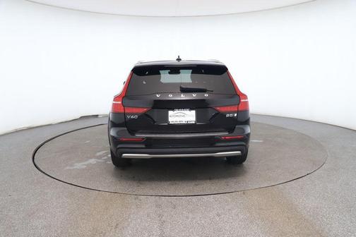 2023 Volvo V60 Cross Country Polestar