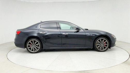 2023 Maserati Ghibli Modena