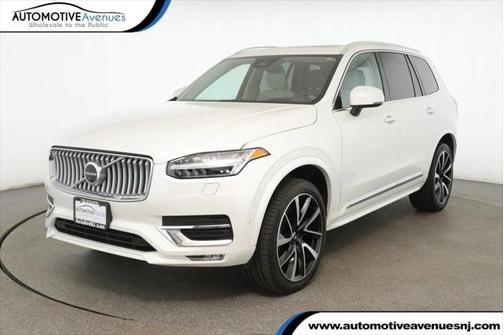 2024 Volvo XC90 B6 Ultimate Bright Theme 7-Seater