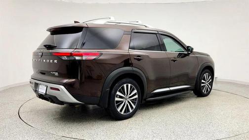 2022 Nissan Pathfinder Platinum 4WD