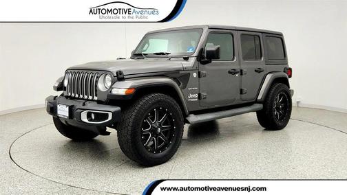 Granite Crystal Metallic Clearcoat 2019 Jeep Wrangler Unlimited Sahara
