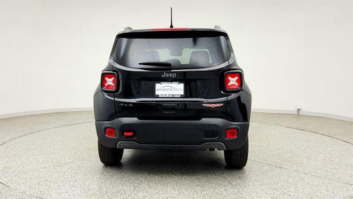 Black Clearcoat 2022 Jeep Renegade Trailhawk