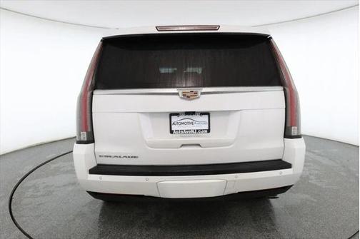 2018 Cadillac Escalade Premium Luxury