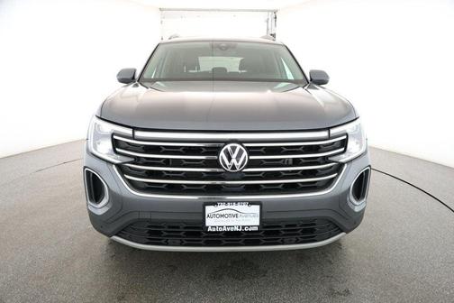 2024 Volkswagen Atlas 2.0T SE w/Technology 4MOTION