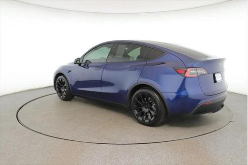 2021 Tesla Model Y Standard Range Rear-Wheel Drive