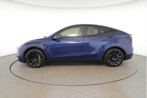 2021 Tesla Model Y Standard Range Rear-Wheel Drive