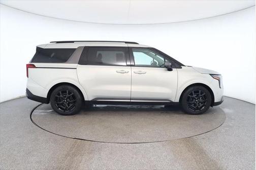 2025 Kia Carnival SX Prestige