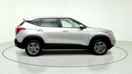 Steel Gray 2025 Kia Seltos LX