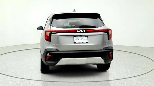 Steel Gray 2025 Kia Seltos LX