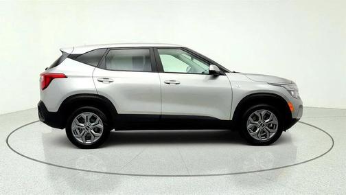 Steel Gray 2025 Kia Seltos LX