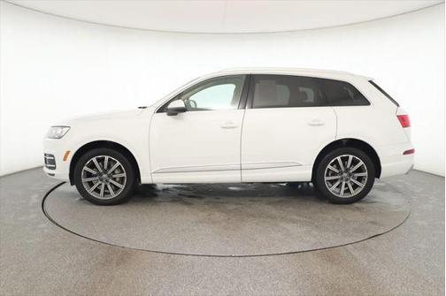 2019 Audi Q7 45 Premium Plus