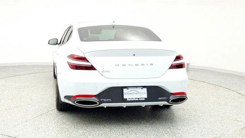 2024 Genesis G70 2.5T RWD