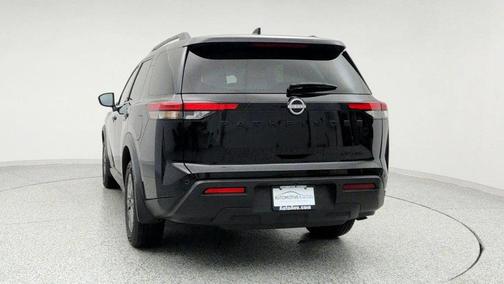 2022 Nissan Pathfinder SV 4WD