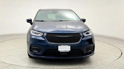 2022 Chrysler Pacifica Hybrid Limited