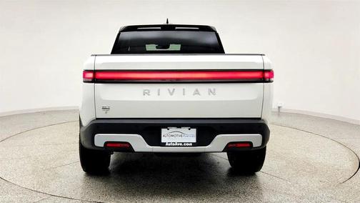2024 Rivian R1T Adventure Performance Dual-Motor Large Pack with 20'' Wheels
