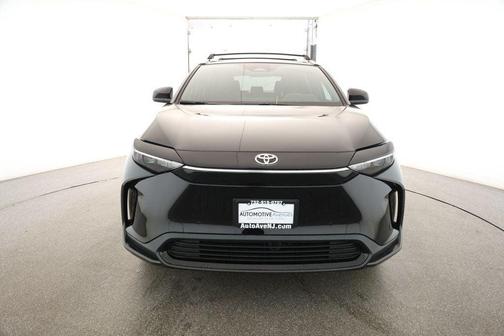 2025 Toyota bZ4X XLE