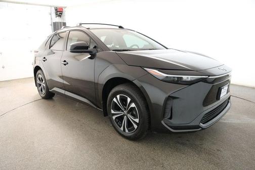 2025 Toyota bZ4X XLE