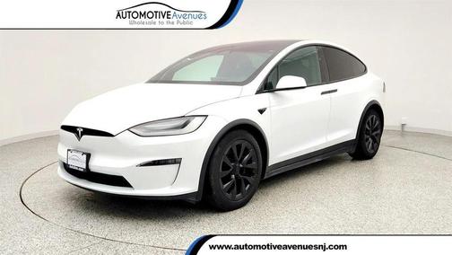 Pearl White Multi-Coat 2023 Tesla Model X AWD w/ 6 Seat Interior & Yoke Steering Wheel