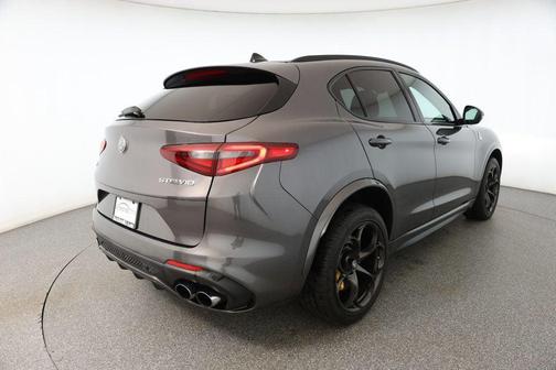 2018 Alfa Romeo Stelvio Quadrifoglio