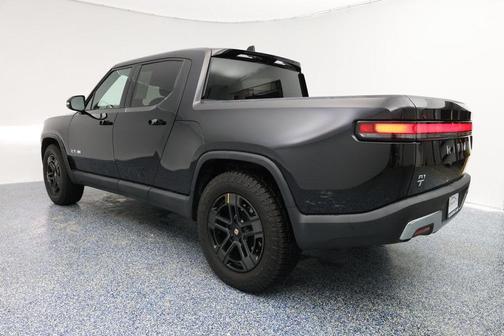 2023 Rivian R1T Adventure Dual-Motor Large Pack