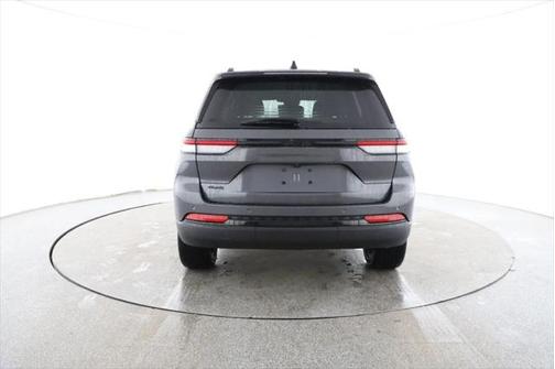 2022 Jeep Grand Cherokee Altitude