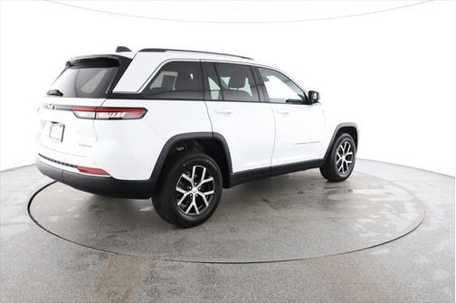 2023 Jeep Grand Cherokee Limited X