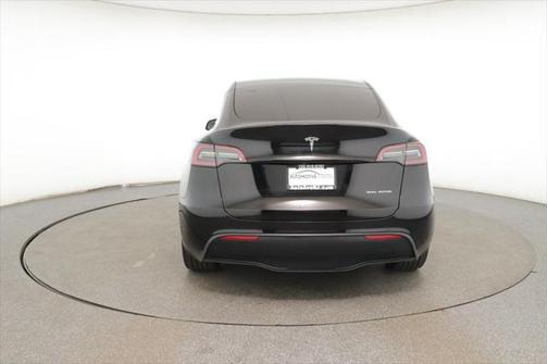 2023 Tesla Model Y Long Range AWD with 7 Seat Interior & 20'' Induction Wheels