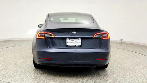 Midnight Silver Metallic 2023 Tesla Model 3 Standard Range