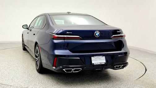 2023 BMW 760 i xDrive