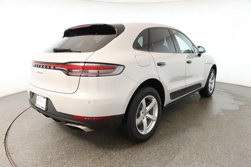 2021 Porsche Macan AWD
