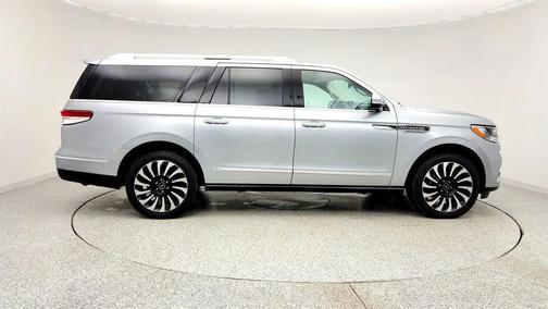 2022 Lincoln Navigator Black Label