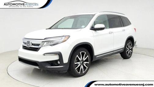 2022 Honda Pilot Touring 8-Passenger