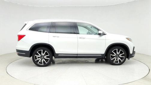 2022 Honda Pilot Touring 8-Passenger