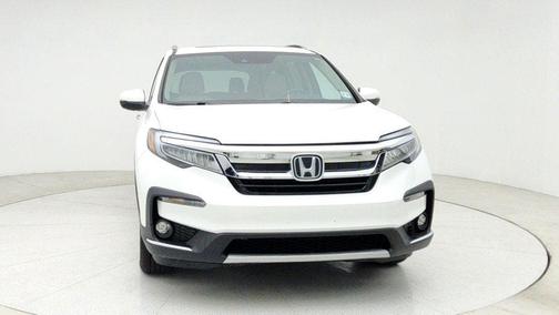 2022 Honda Pilot Touring 8-Passenger