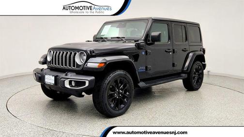 Black Clearcoat 2025 Jeep Wrangler 4xe Sahara