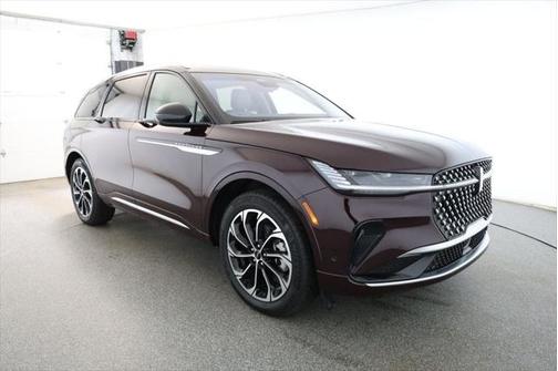 2024 Lincoln Nautilus Reserve
