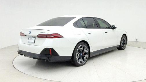 2025 BMW i5 xDrive40