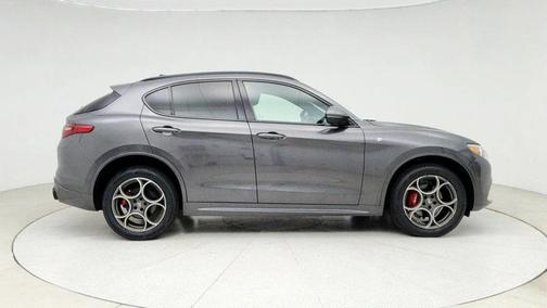 2022 Alfa Romeo Stelvio Ti