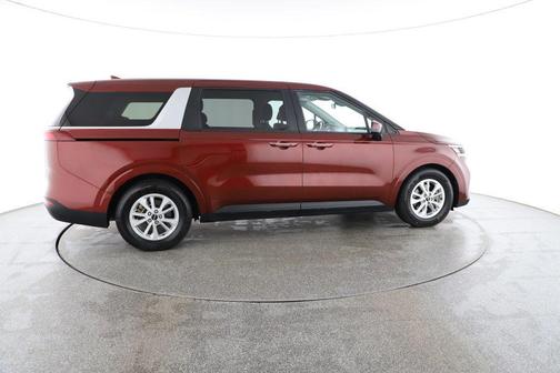 2022 Kia Carnival LXS
