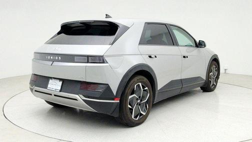 2022 Hyundai IONIQ 5 SE
