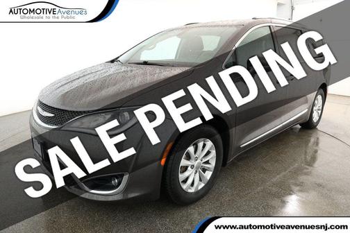 2018 Chrysler Pacifica Touring-L
