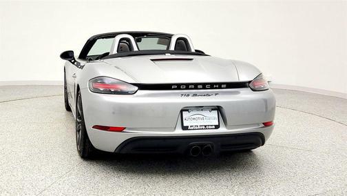 2022 Porsche 718 Boxster T