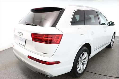 2019 Audi Q7 45 Premium